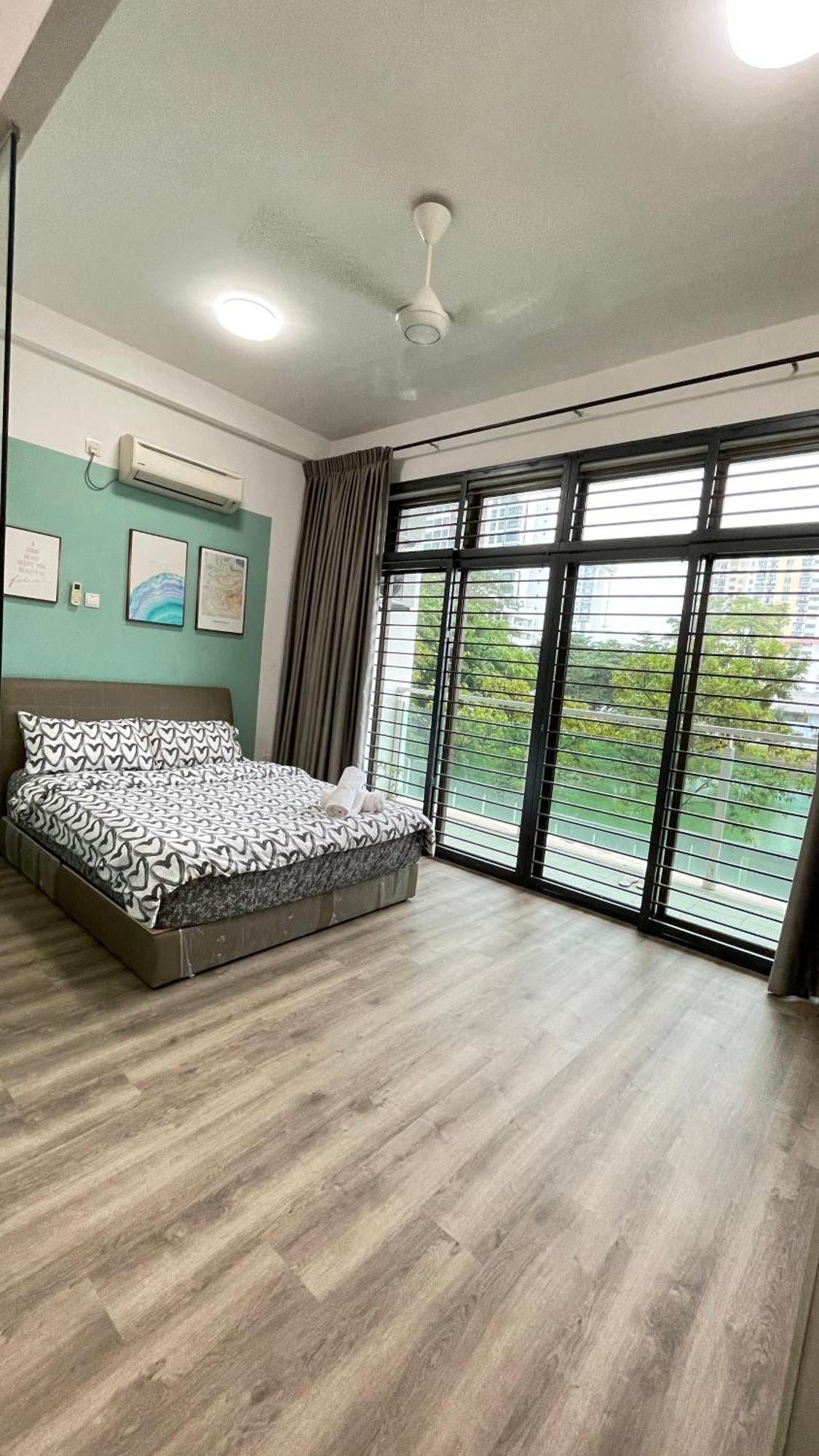 Palazio Serviced Apartment In Mount Austin Near Aeon Ikea Toppen Hsi Johor Bahru Kültér fotó