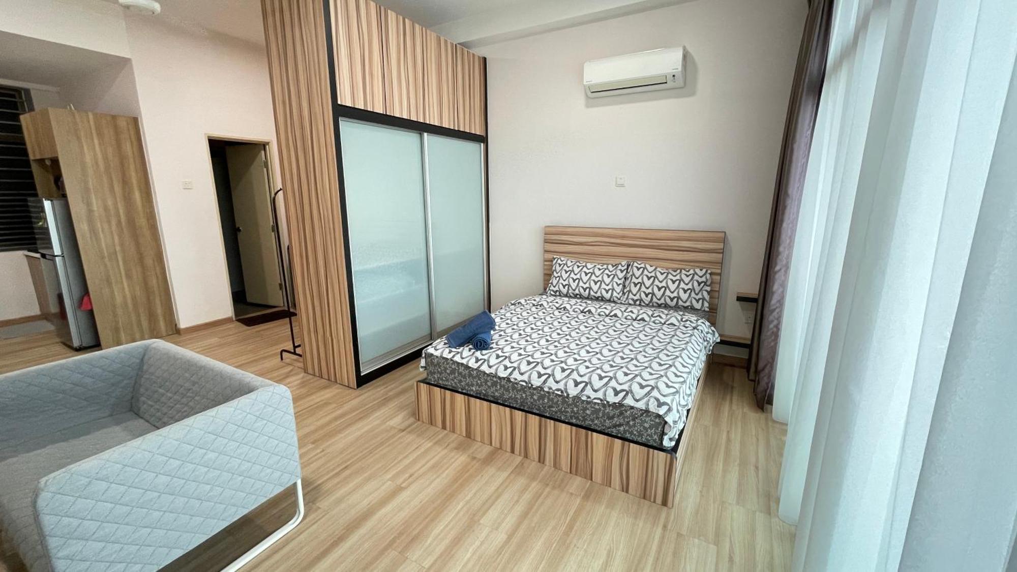 Palazio Serviced Apartment In Mount Austin Near Aeon Ikea Toppen Hsi Johor Bahru Kültér fotó