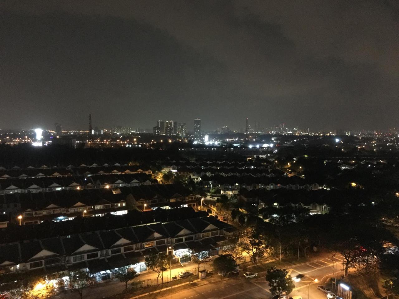 Palazio Serviced Apartment In Mount Austin Near Aeon Ikea Toppen Hsi Johor Bahru Kültér fotó